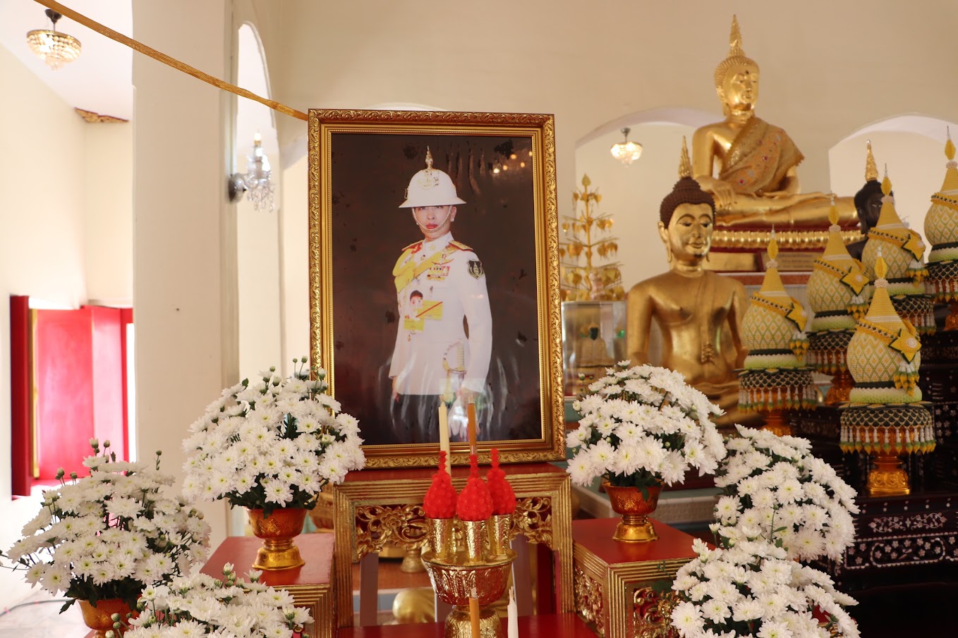 พช.ยโสธร ร่วมพิธีบำเพ็ญกุศลและทำบุญตักบาตร ครบ 50 วัน (ปัญญาสมวาร) ถวายเป็นพระกุศลแด่ สมเด็จพระเจ้าลูกเธอ เจ้าฟ้าพัชรกิติยาภา นเรนทิราเทพยวดี กรมหลวงราชสาริณีสิริพัชร มหาวัชรราชธิดา