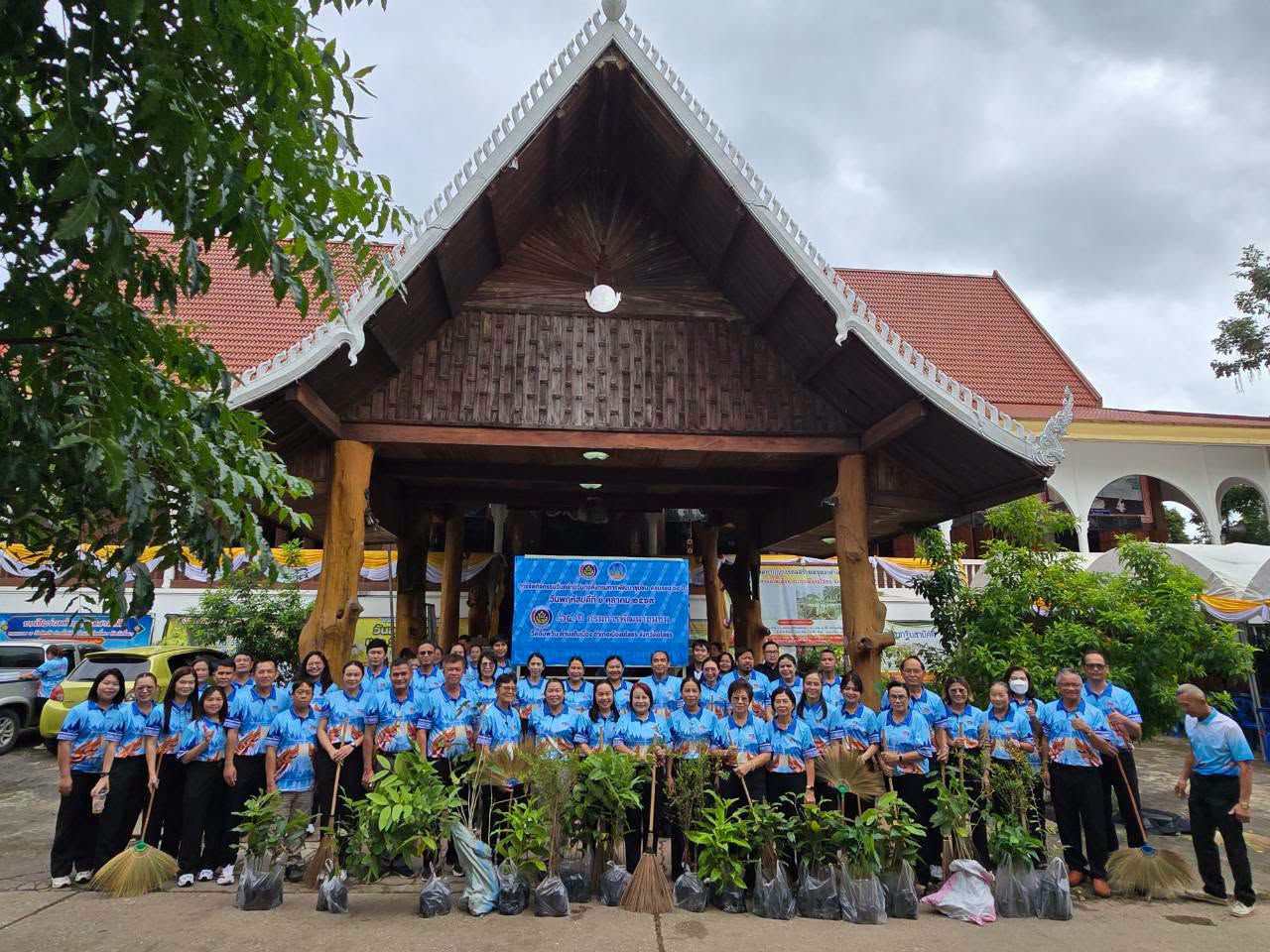 พช.ยโสธร จัดได้จัดกิจกรรมทำบุญเนื่องในวันคล้ายวันก่อตั้งกรมการพัฒนาชุมชนและโครงการส่งเสริมความสัมพันธ์ สอ.พช. ประจำปี 2569 เสริมสร้างความสัมพันธ์และสวัสดิการสมาชิก